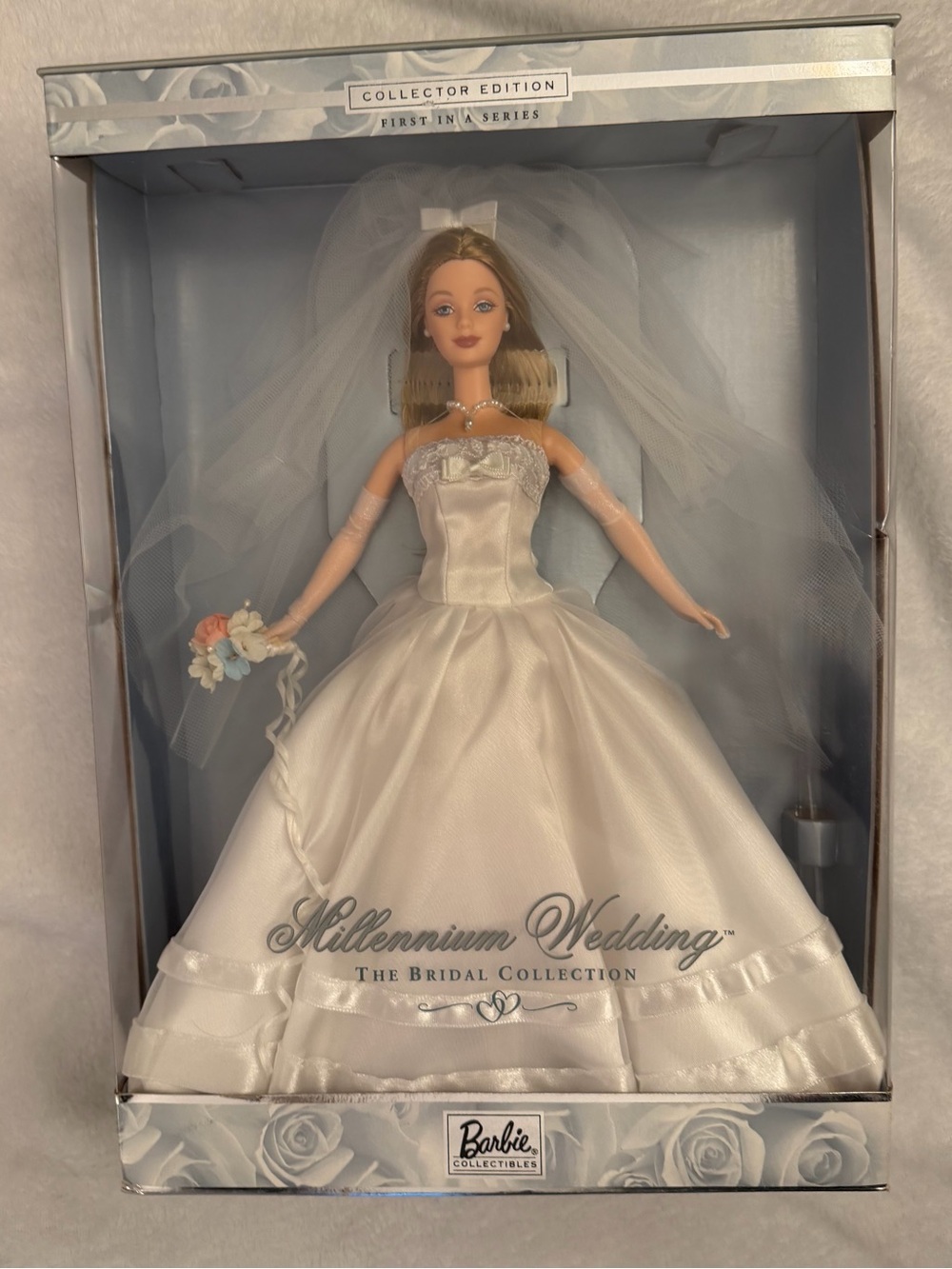 Barbie millennium wedding Bridal Collection Doll in White Gown Pastel Bouquet